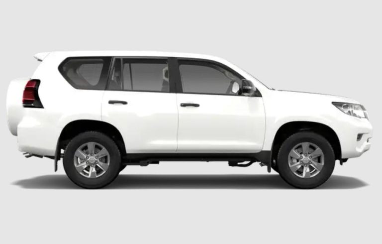 how to Hire Car Uganda, 4x4 Paero Car